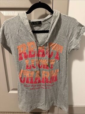 Grey Short-Sleeve Hoodie Tee with Pink and Orange Graphic